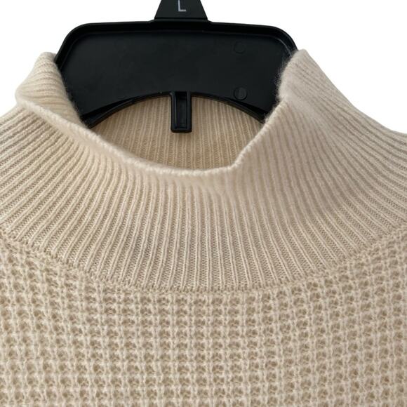 Everlane The Cashmere Waffle Square Turtleneck Sweater Cream Ivory size XS - Picture 3 of 9